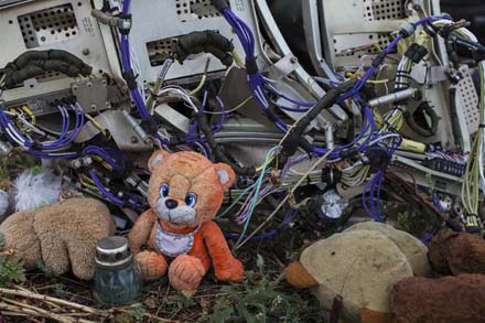 Những gì còn sót lại của chuyến bay MH17.